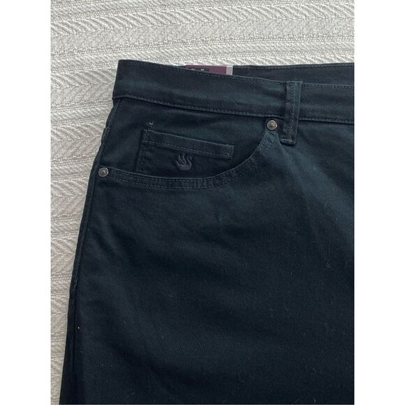 Gloria Vanderbilt 22W Average Amanda Essential Stretch Black Jeans - Picture 3 of 12